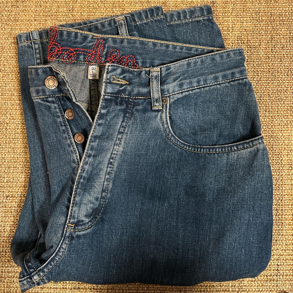 Boden Men's Straight Jeans in Dark Blue